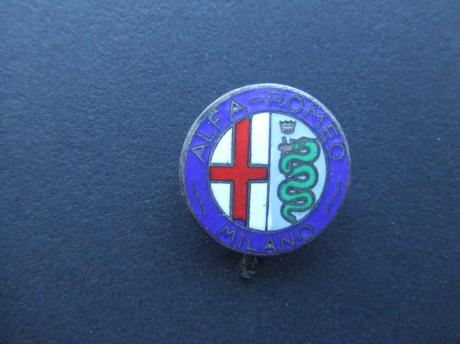 Alfa Romeo Milano logo emaille speldbroche